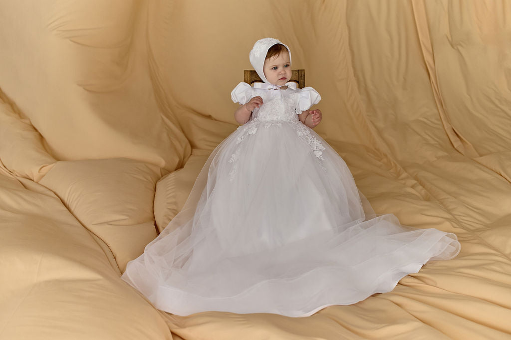 White Newborn Long Christening Dress with Satin Puff Sleeves and Lace Appliqué — Classic Baptism Gown for Baby Girl