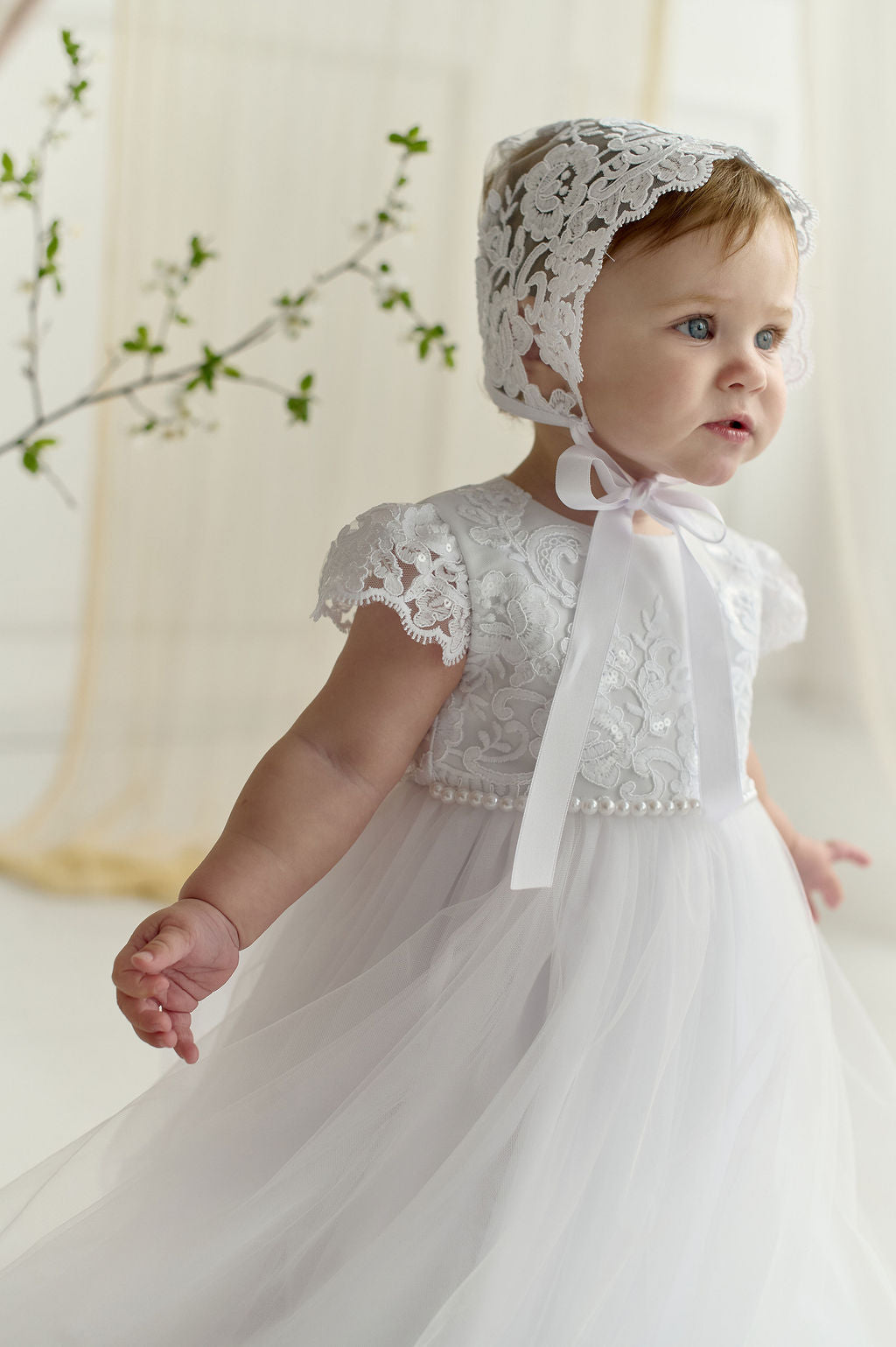 White Long Newborn Christening Dress with Lace Hem and Short Lace Sleeves — Classic Baptism Gown with Matching Bonnet and Accessories